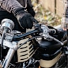 beeline_sat-nav_moto-2_black_lifestyle1.jpg