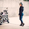 bullit_ladies-leggings_fury-17-sp120-lite_dark-indigo-blue_lifestyle2.jpg