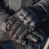 dxr_gloves-mixed_patok-gt-spring_black_lifestyle8.jpg