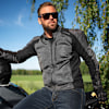 halvarssons_textile-jacket_arvika_dark-grey_lifestyle2.jpg