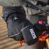 keis_gloves-textile_g301-3-finger-ultimate-warm-heated_black_lifestyle4.jpg