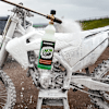 motoverde_snow-foam_lifestyle1.jpg