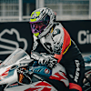 nexx-x-r3r-glitch-racer-white-neon_lifestyle5.jpg