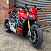 pyramid-fly-screen-ducati-red-ducati-streetfighter-v4-sp-2021current_detail1.jpg