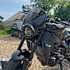 pyramid-fly-screen-midnight-black-yamaha-xsr-900-(22-)_detail3.jpg