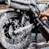 riderr_cleaning-accessory_2-litre-snow-foam-bottle_lifestyle2.jpg