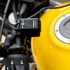 riderr_electronics_twinvolt-charger_lifestyle2.jpg