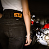 trilobite_ladies_aramid-jeans_parado-regular-fit-double-layer-aaa_black_lifestyle2.jpg
