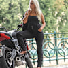 trilobite_ladies_roxie_black_lifestyle1.jpg