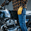trilobite_leather-gloves_faster_yellow_lifestyle3.jpg