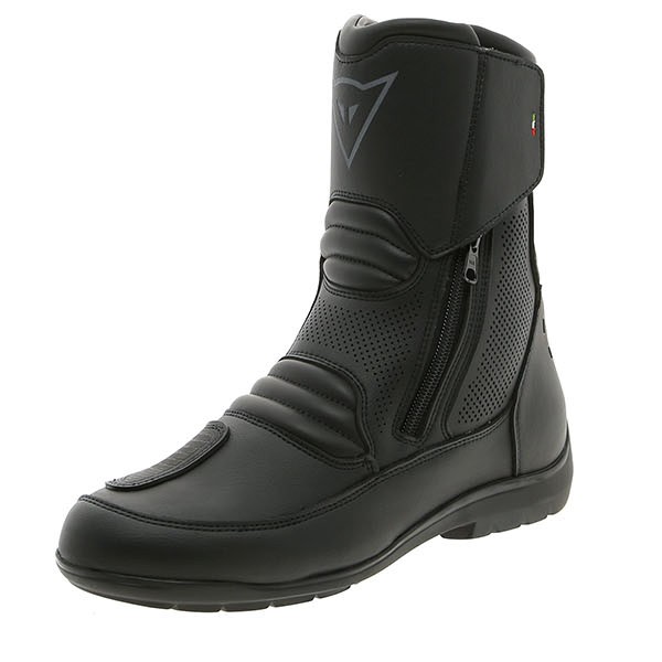 Dainese_Nighthawk_D1_Gore-Tex_Low_Boots-Black_front_left_quarter_283249.jpg