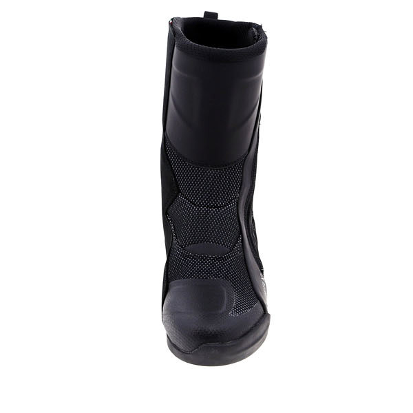 TCX_Airtech_3_Gore-Tex_Boots-Black_front_toe_560664.jpg