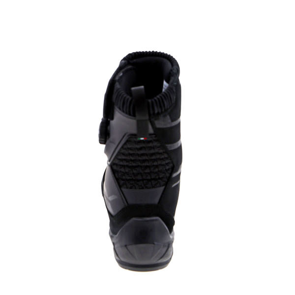 TCX_Infinity_3_Mid_Waterproof_Boots-Black_rear_heel_560424.jpg