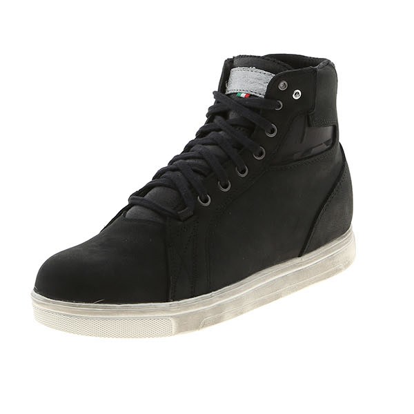 TCX_Street_Ace_Lady_Waterproof_Boots-Black_front_left_quarter_418220.jpg