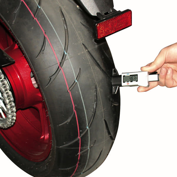 bike_it_digital-tyre-tread-depth-gauge-detail2.jpg