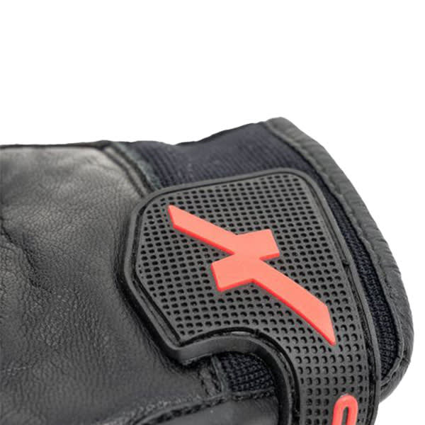 dxr_gloves_runner_black_detail4.jpg