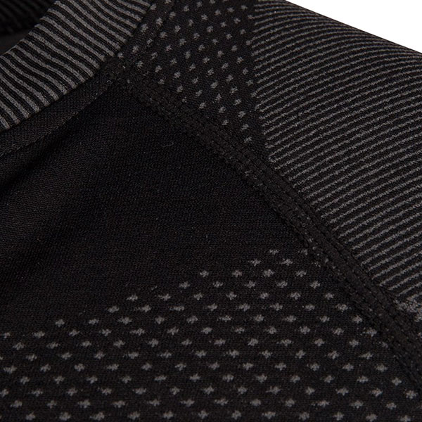 dxr_warmcore_long-sleeve-shirt_black_detail3.jpg