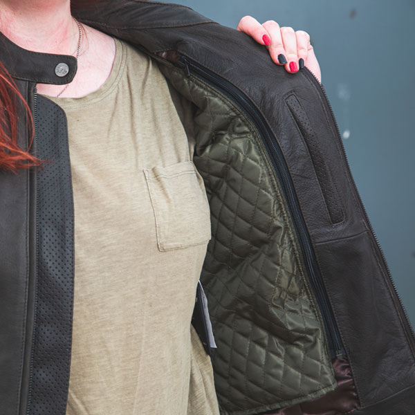 furygan_ladies_jacket_debbie_brown_lifestyle3.jpg