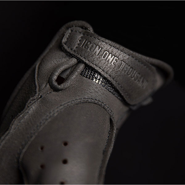 icon_gloves_outdrive_black_detail6.jpg