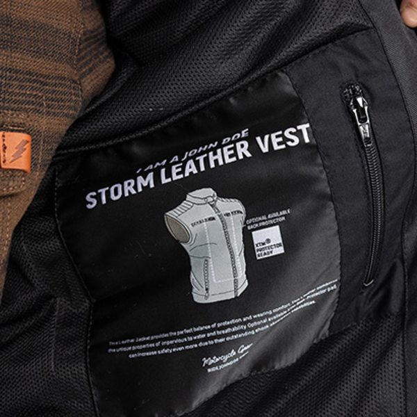 john-doe_casual-wear_storm-vest_black_detail5.jpg