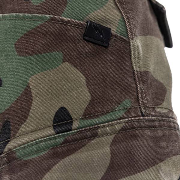 john-doe_jeans_cargo-mono-regular-fit-trousers_camoflage_detail9.jpg