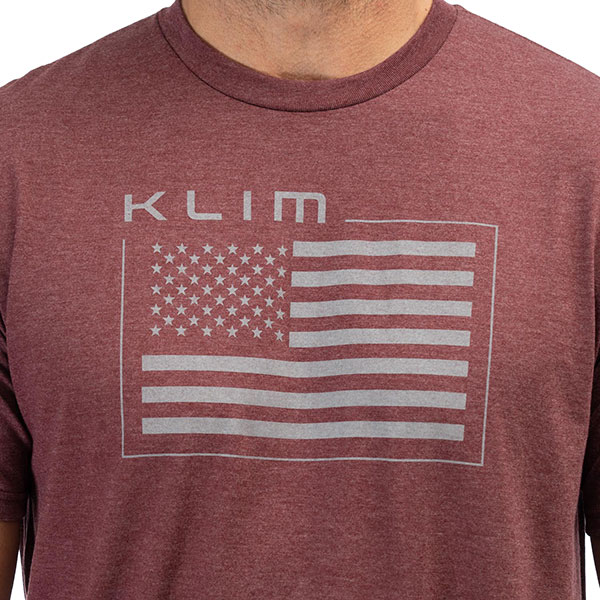klim_casual-wear_patriot-flag-t-shirt_maroon-frost-monument_detail1.jpg