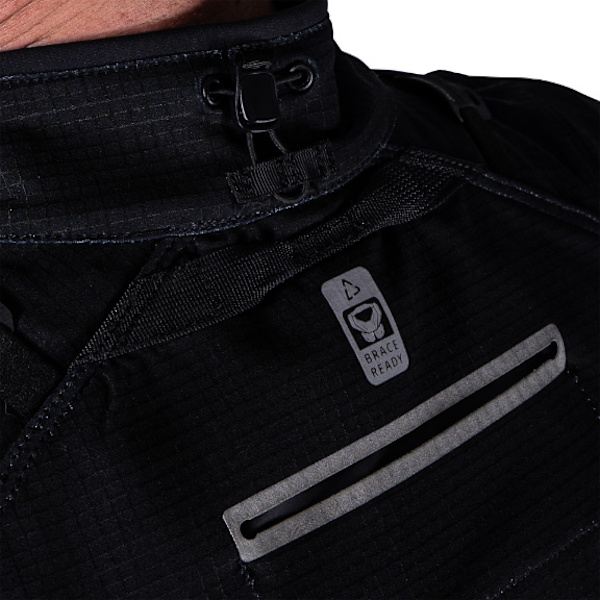 leatt_jacket_adv-5.5-rally_stealth-black-grey_detail5.jpg