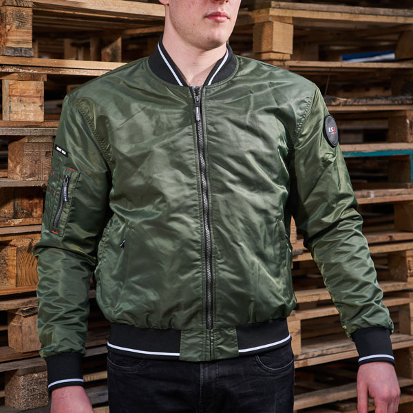 ls2_jacket_brighton_olive_lifestyle1.jpg