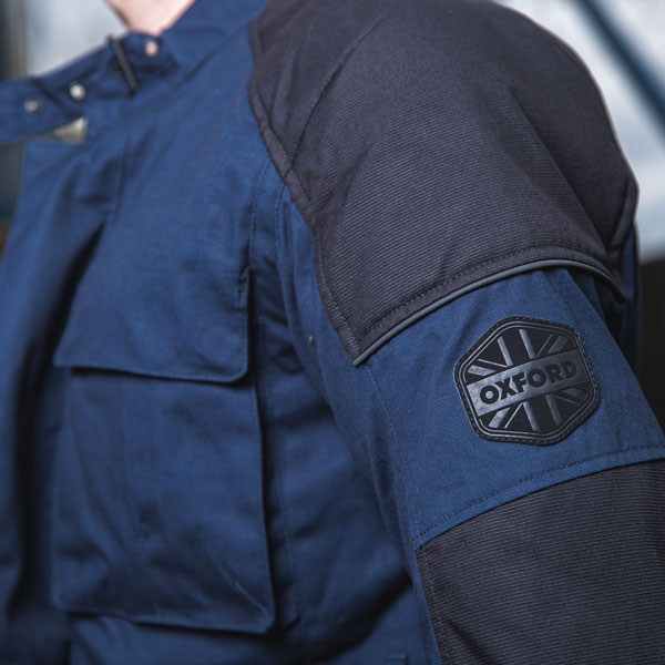 oxford_jacket-textile_heritage-tech_navy_lifestyle7.jpg