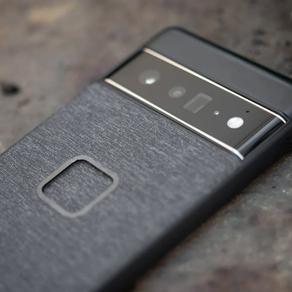 peak-design_mobile_phone-case_pixel6-standard_detail2.jpg