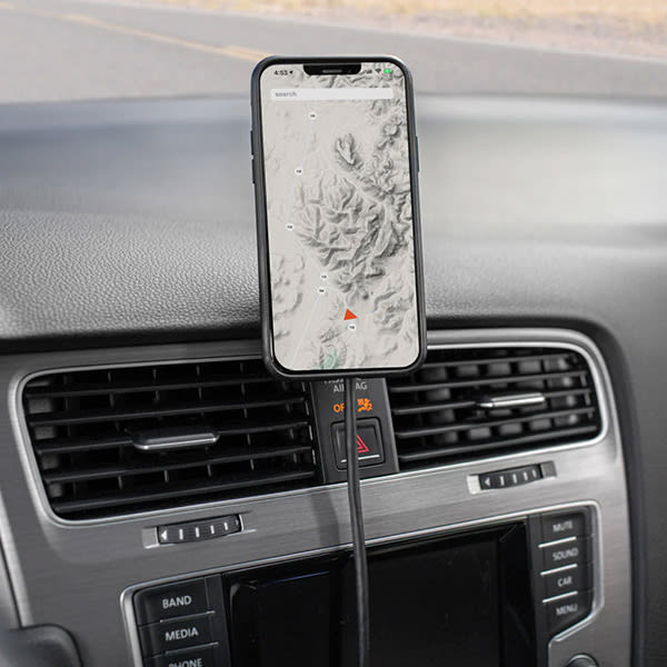 peak-design_vhb-car-mount_lifestyle2.jpg