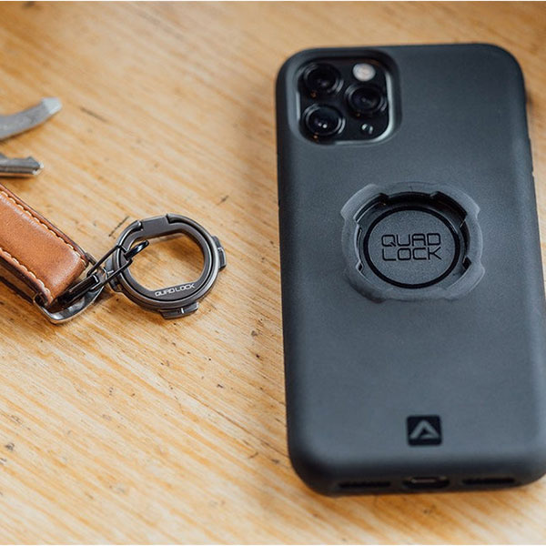 quad-lock_accessories_phone-ring-stand_detail2.jpg