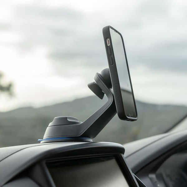 quad-lock_car-mount_detail2.jpg