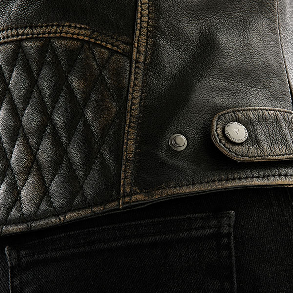 rebelhorn_ladies-leather-jacket_hunter-2-leather-jacket_vintage-brown_detail5.jpg