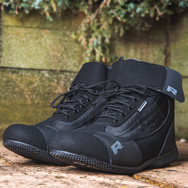 richa_boots_street_storm_black_lifestyle5.jpg