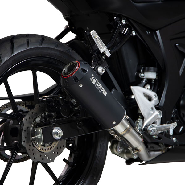 scorpion-exhaust_red-power-full-system_suzuki-gsx-r125_ceramic_on-bike.jpg
