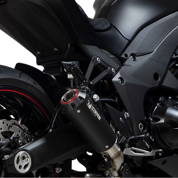 scorpion-exhaust_red-power_kawasaki-z1000_17-20_ceramic_on-bike.jpg