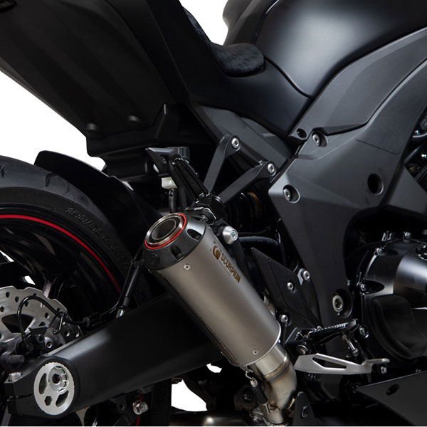 scorpion-exhaust_red-power_kawasaki-z1000_17-20_titanium_on-bike.jpg