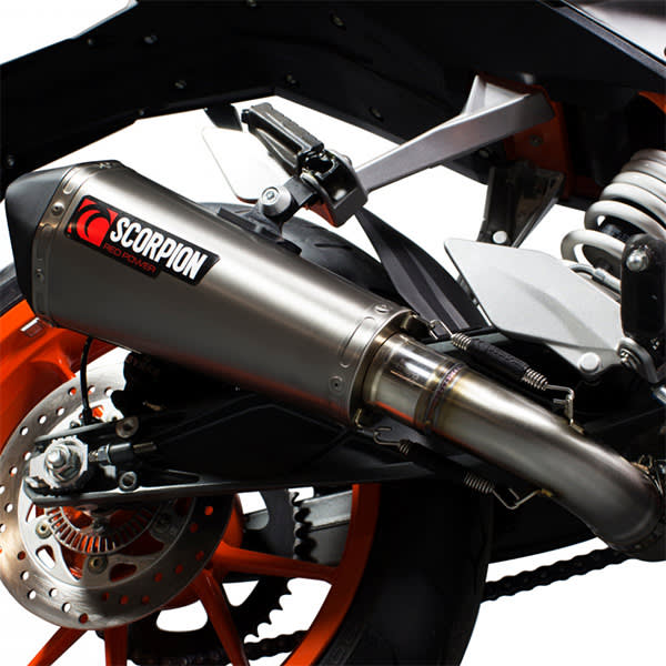 scorpion-exhaust_serket-taper_ktm-duke-390-titanium_on-bike-close.jpg