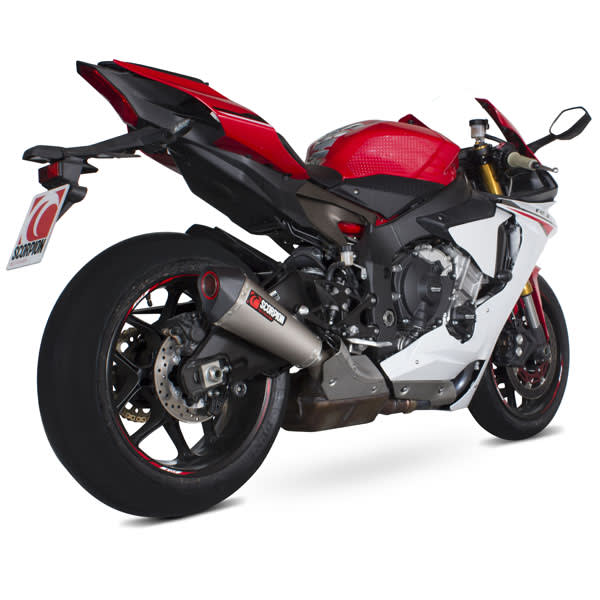 scorpion-exhaust_serket-taper_yamaha_yzf-r1_2015_on-bike-3quart.jpg