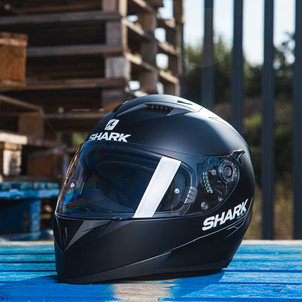 shark_helmet_s900-dual-special-edition-matt-black_lifestyle1.jpg
