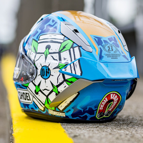shoei_helmet_x-spr-pro_dean-harrison-limited_detail3.jpg