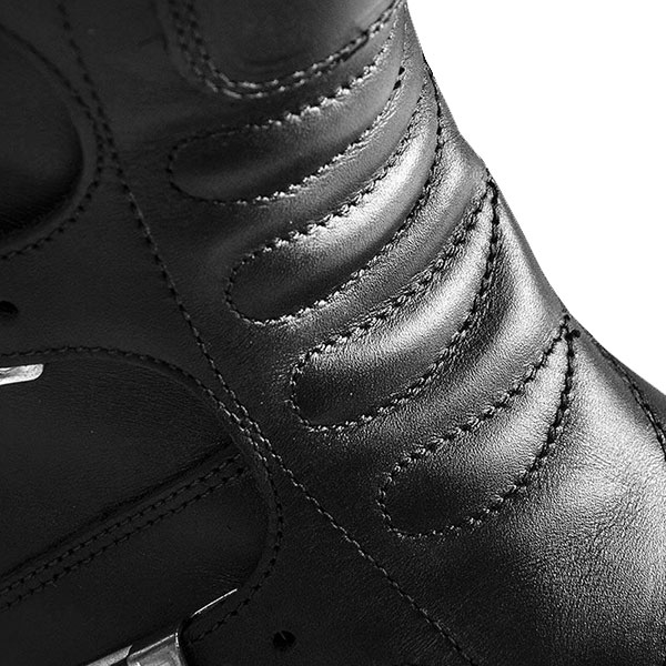 stylmartin_boots_continental-wp_black_detail1.jpg
