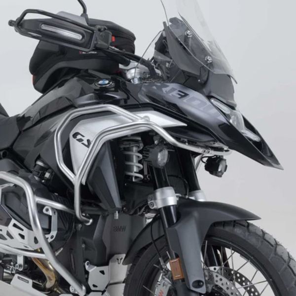 sw-motech_crash-protection_upper-crash-bars_silver_bmw-r1300-gs_detail1.jpg