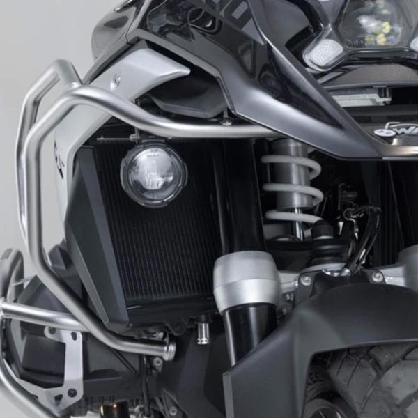 sw-motech_crash-protection_upper-crash-bars_silver_bmw-r1300-gs_detail2.jpg