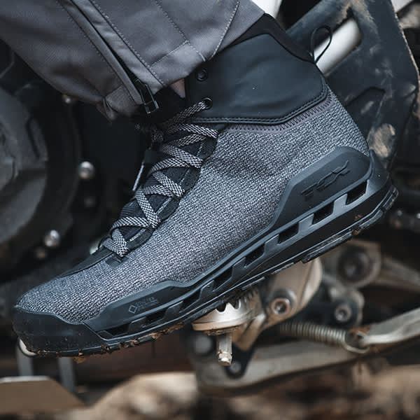 tcx_boots_climatrek-surround-gtx_black-grey_lifestyle_.jpg