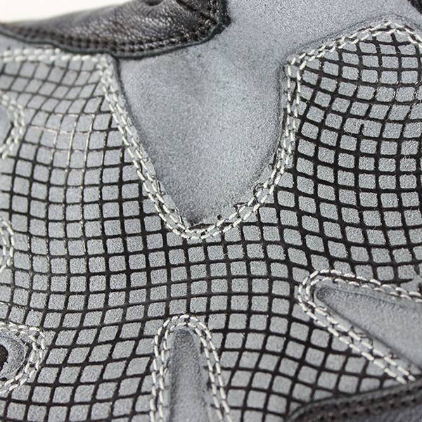 trilobite_mixed-gloves_comfee_black_detail6.jpg