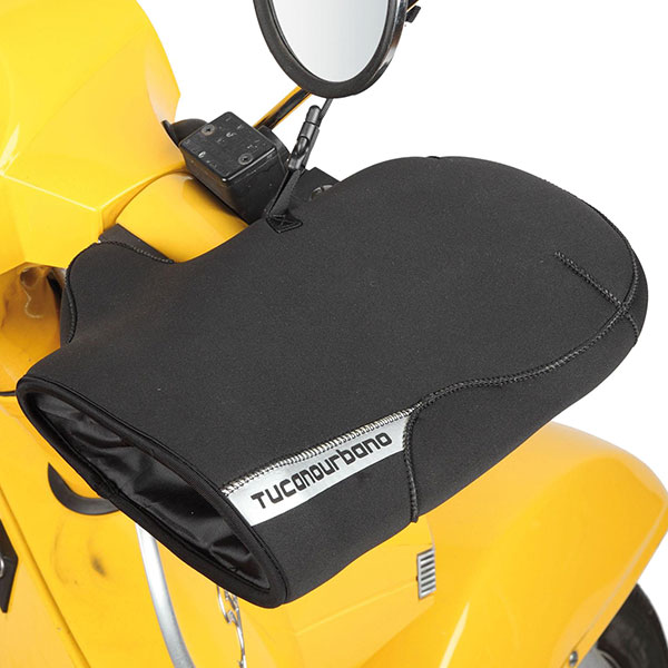 tucano-urbano-neoprene-handgrip-covers-black.jpg
