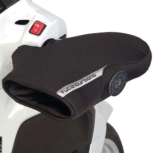 tucano-urbano-streamlined-neoprene-handgrip-covers-black.jpg