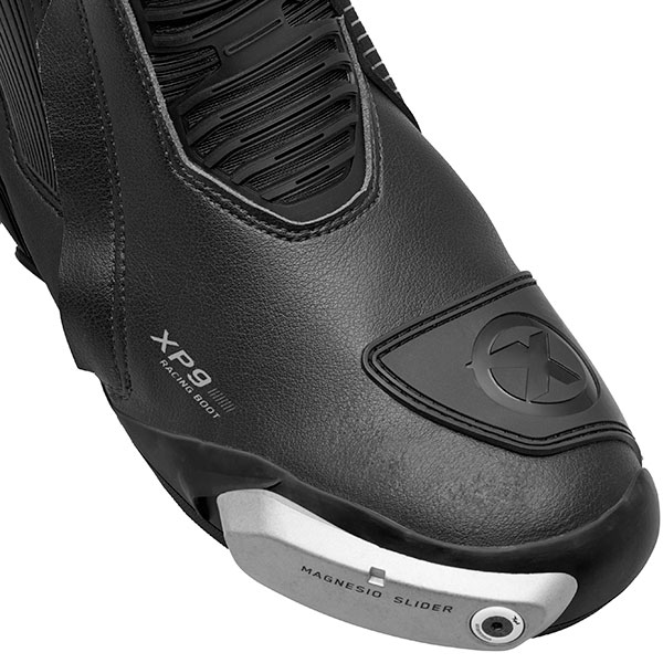 xpd_leather_race_boots_xp9-s_black_detail1.jpg